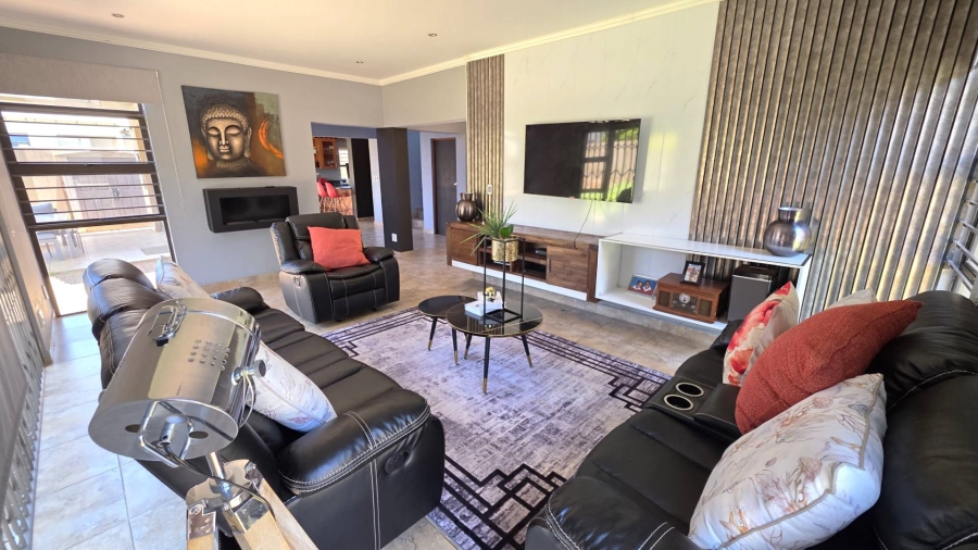 4 Bedroom Property for Sale in Leloko North West